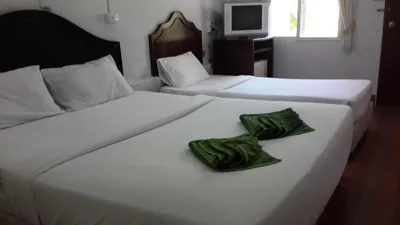 Superior Triple Room with Sea View — Phi Phi View Point Resort